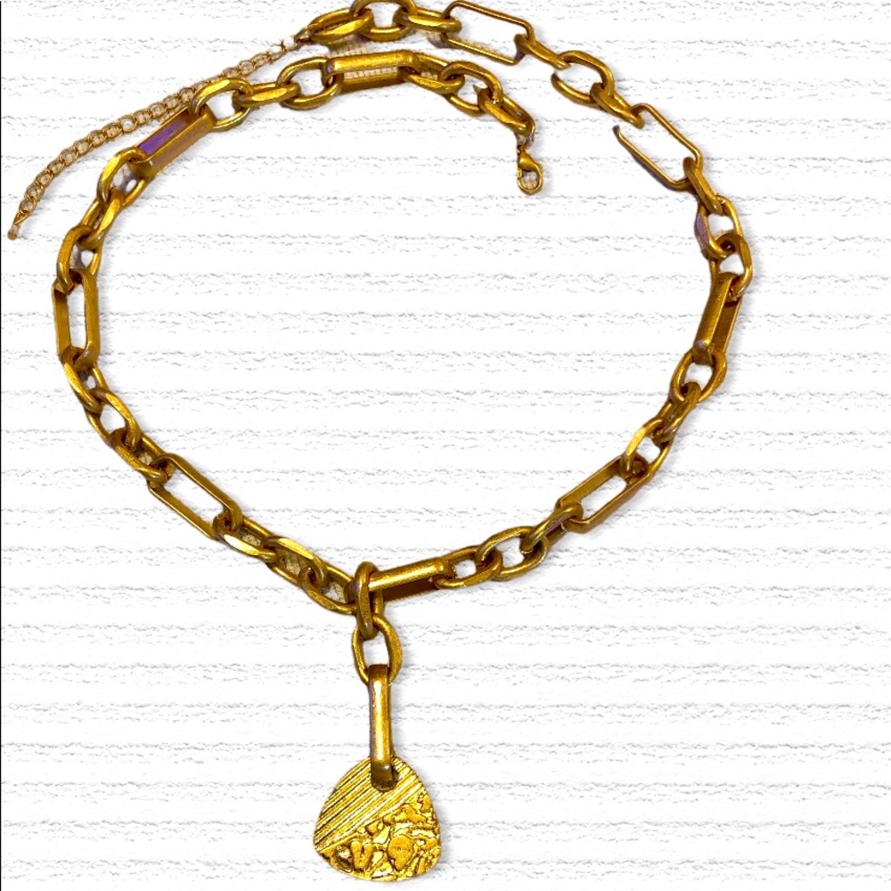 Ladies Gold Fashion Necklace